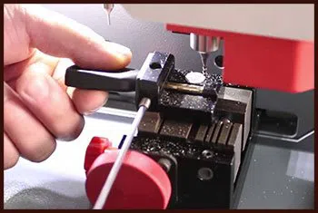 Usa Locksmith Service Arverne, NY 347-273-6007 - 11-key-cutting