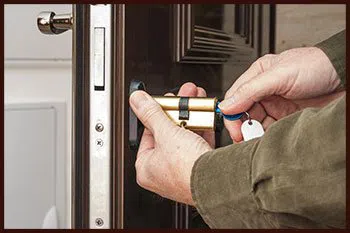 Usa Locksmith Service Arverne, NY 347-273-6007 - 3-locksmith-key-service